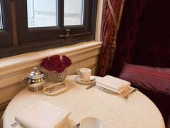 -Salon de Ville浦江汇(上海外滩华尔道夫酒店店)