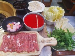 -沸炉重庆老火锅(军事博物馆店)