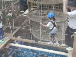 -PIPIKINGDOM皮皮王国欢乐号(欢乐海岸购物中心店)