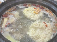-濠轩阁特色生蚝火锅(水湾路店)