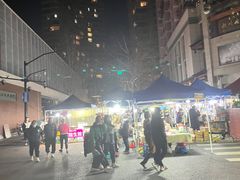 -吴山路夜市