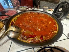 -旧街市鲜货老火锅(大光路店)