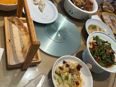 -关东小磨东北菜(上海长风大悦城店)