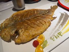 -赶海部落海鲜城(海阳路店)