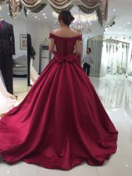 艾米丽新娘造型-艾米丽婚纱礼服