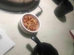 -左庭右院鲜牛肉火锅(浦江欢乐颂店)