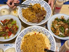 -李与白包子铺(桐梓林店)