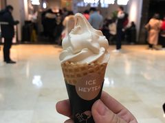 -喜茶(上海兴业太古汇店)
