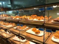 面包甜点陈列柜-新侨三宝乐面包店(崇文门店)