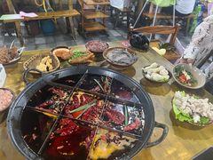 -正南齊北重庆老火锅(光华村直营店)