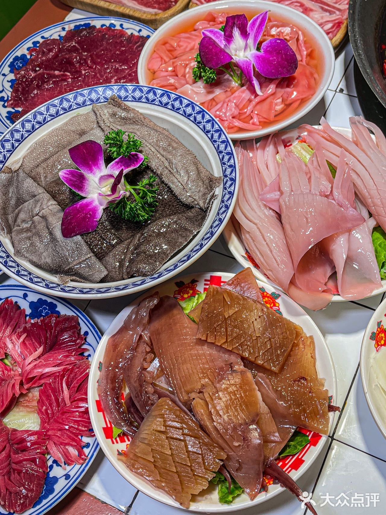 重庆一定要吃🍓草莓冰冰锅！！好吃