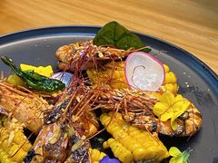 惹味胡椒虾配烤玉米-CHILLAX轻乐时(侨建·Hi City店)