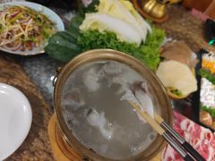 -慢丽江·云南野生菌土鸡锅(西山店)