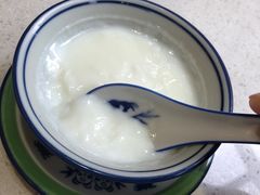 -潮庭港式茶餐厅·熊仔奶茶(同济广场店)
