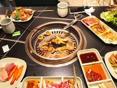 -梨花自助烤肉(西三旗万象汇黑金店)