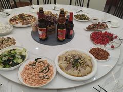 -隆江大酒店(雯婕商务楼店)