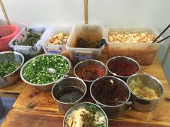 -巍山火巴肉饵丝(大理古城店)