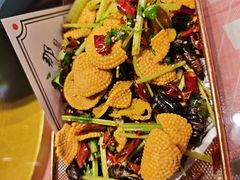 -那家老院子东北菜·饺子·小鸡炖蘑菇(艳华街店)