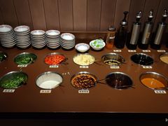 自助调料区-牛New寿喜烧(虹桥新天地店)