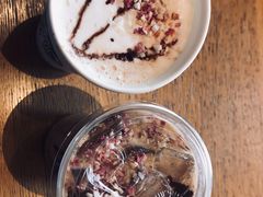 盛樱蜜桃乳酪拿铁-星巴克(洛阳中州路王府井店)