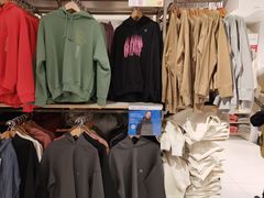 -优衣库(北京万柳华联购物中心店)