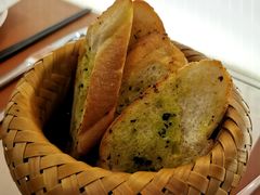 法式蒜香面包片-Golden Lily河内巴黎法越料理餐厅(建国西路店)