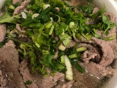 奔跑牛肉-犇逸·乐山跷脚牛肉·四川现炒(览海店)
