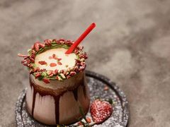 花环-BE NORMAL CAFE(霞溪路店)