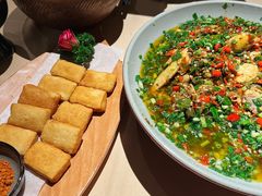 毕节爆浆小豆腐-山石榴·贵州菜(丰盛里店)