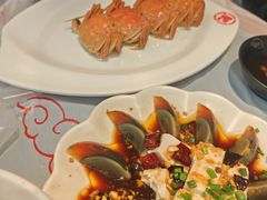 -肥肥虾庄·金牌油焖大虾(汉口城市广场店)