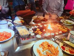 -马路牙子地桌烤肉(工体店)