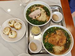 -老西白点心店