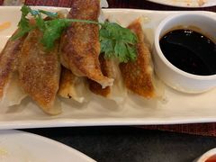 -WOLFGANG PUCK KITCHEN & BAR(迪士尼小镇店)