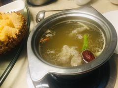 -海上明月海鲜火锅 鲜切牛肉
