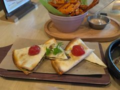 -J's Cafe Lab