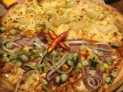 北京烤鸭拼爆果肉金枕榴莲披萨-乐凯撒披萨(南山书城店)