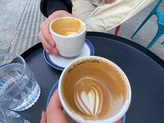 -Be Lived Cafe比例咖啡(摩天轮店)