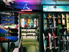 -聚点滑板SPOT SKATE(常熟路店)