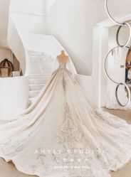 -艾米丽婚纱礼服