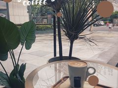 -LAVAZZA拉瓦萨咖啡(星荟中心店)