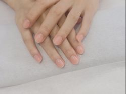 -赢韵美甲美睫瑞士净斑中心