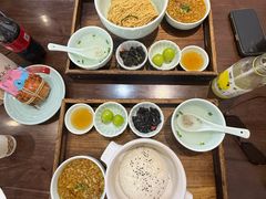 -蟹上黄·蟹黄面·江南糖水(人民广场店)
