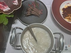 -红鼎豆捞·非遗鲍皇汤火锅(宝丰路店)