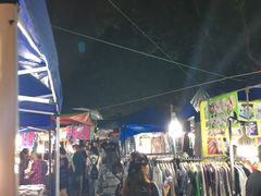 -吴山路夜市