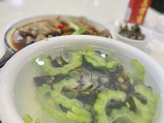 沙拉豆腐苦瓜汤-鑫悦楼煎蟹·16年海鲜大排档