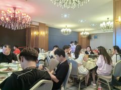 -鹏城人家海鲜酒家·23年老字号(较场尾店)