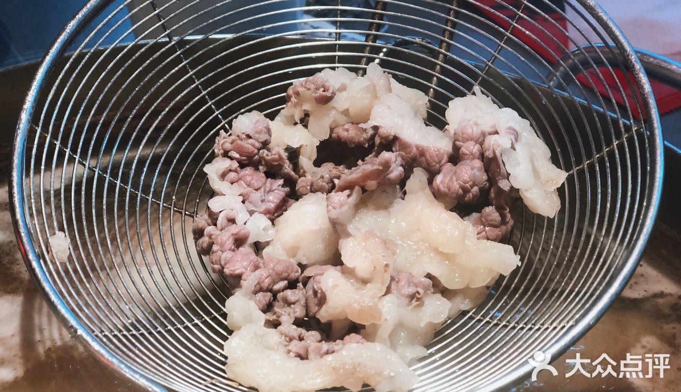 炫了五盘牛肉最后才140元,人还特别少