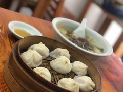 -上海特色小笼店(铁岭路90弄小区店)