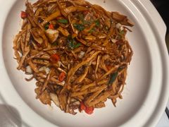 -鸽子侯·家宴·平价海鲜(市图书馆店)