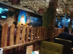 大堂-三个大叔烤羊肉串·炭炉砂锅菜(西三旗店)